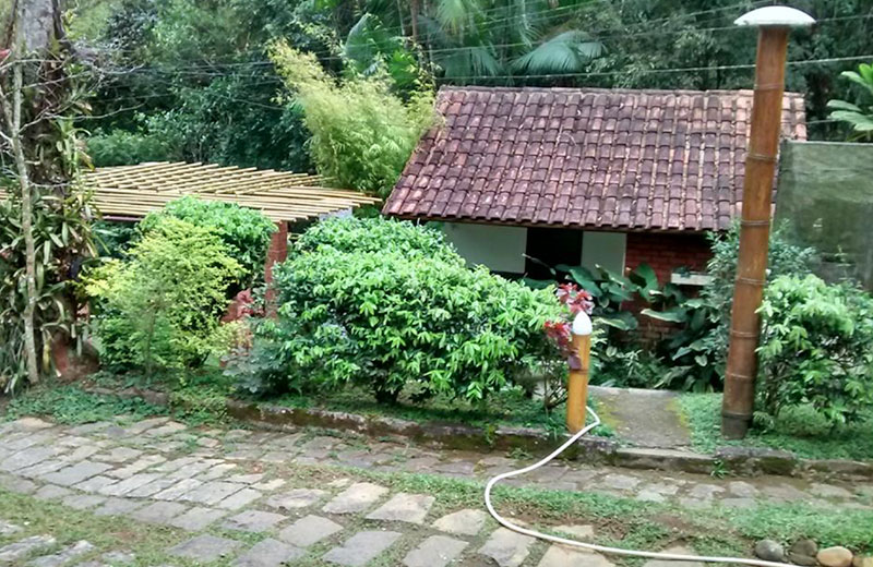 Poste e balizador de bambu – Fazenda Bambu Ambiental – Santo Antônio - Xérem