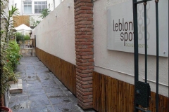 Painéis de bambu - Hostel Leblon Spot - Rua Dias Ferreira - Leblon.